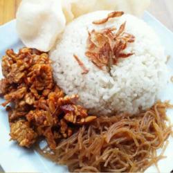 Paket Nasi Uduk Ayam Goreng