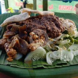 Rujak Cingur Madura