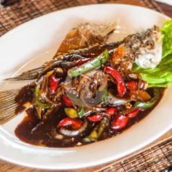 Ikan Gurame Bumbu Lada Hitam