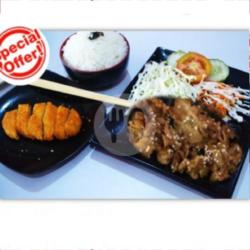 Premium Bento Beef Teriyaki