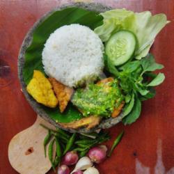 Nasi Sayap Penyet   Minum   Bonus Tahu Tempe