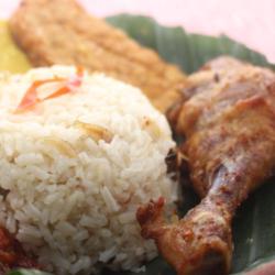 Nasi Liwet Ayam Goreng