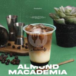 Kopi Almond Macademia