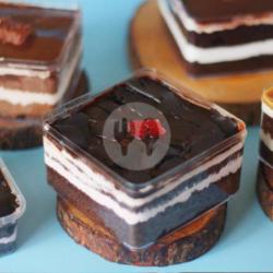 Black Forest Dessert Box