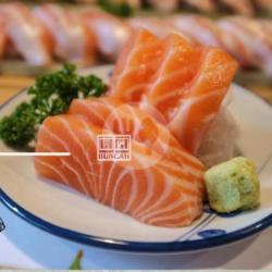 Salmon Sashimi