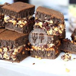 Brownies Keju Pisang Coklat Susu