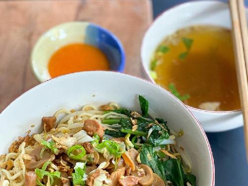 Bubur Ayam & Mie Ayam Jakarta, Pekanbaru, Jl Diponegoro(Bundaran Kriss)