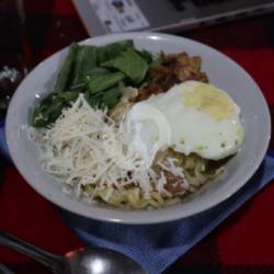 Indomie Goreng Telor   Keju