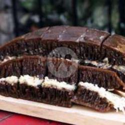 Terang Bulan Black Forrest Keju