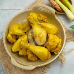 Ayam Ungkep Kuning 1 Ekor (frozen)