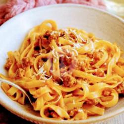 Fettucine Bolognese Ragu