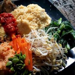 Nasi Jagung Urap Tape