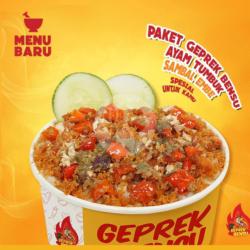 Paket Geprek Bensu Ayam Tumbuk Sambal Embe