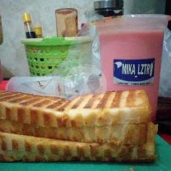 Roti Bakar Blue Berry Dan Minuman