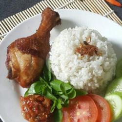 Paket Hemat,lalapan Ayam Tempe   Nasi