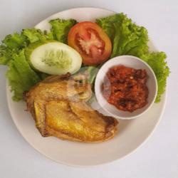 Ayam Dada Goreng Sambal Terasi