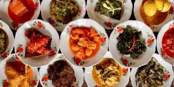 Masakan Padang Uni Emi, Kebon Jeruk Raya - GoFood