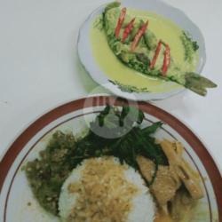 Nasi Ikan Mas Gule