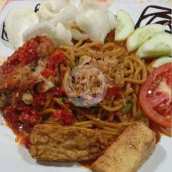 Mie Kuning Ayam Geprek