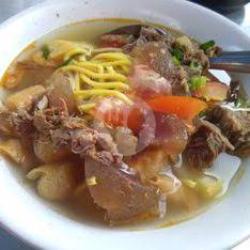 Soto Mie Daging Sapi Dan Kikil.