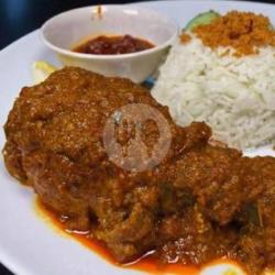 Ayam Geprek Sambal Rendang