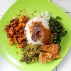 Nasi Ati Ampela Kentang Balado Komplit