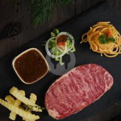 Signature Striploin Steak 200 Gr