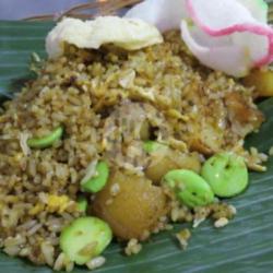 Nasi Goreng Kikil Plus Pete