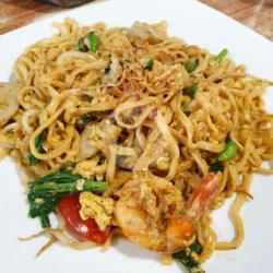 Ifumi Goreng Telur