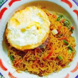 Bihun Goreng Telor Ceplok / Ayam