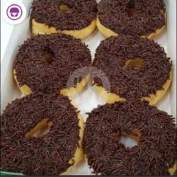 Donat Toping Coklat-meses Coklat Isi 6