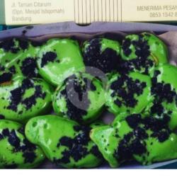 Kue Cubit Greentea Topping Oreo