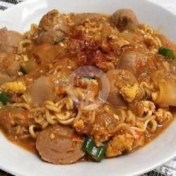 Seblak Indomie Rendang   Telur  Baso  Sayur(max 3 Toping)