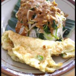 Nasi Pecel Telor Dadar