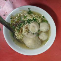 Indomie Rasa Ayam Bawang Bakso Telor  Bakso Kecil