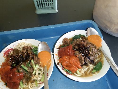 Mie Ayam Dan Bakso Pak Bag Njoyo, Kios Psr Njoyo,Jl.Pelitatama