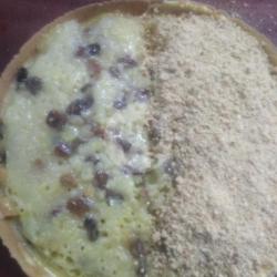 Martabak Manis Kismis Kacang