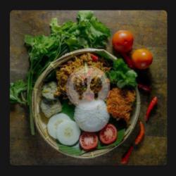 Ayam Penyet Geprek   Nutrisari Dingin