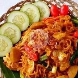 Mie Becek Pedas