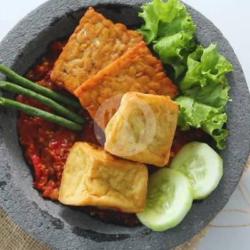 Nasi Tahu   Tempe   Terong  Teh