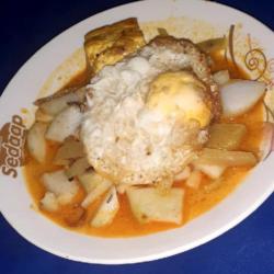 Lontong Sayur Telor Ceplok