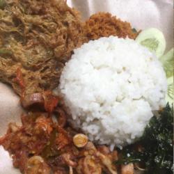 Nasi Telor Krispi   Oseng Cumi Mercon