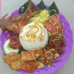 Nasi Campu Telor Bumbu Bali