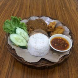 Ayam Bumbu Kacang Lengkap   Telur Dadar