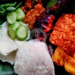 Paket Hemat Nasi Ayam Tempe