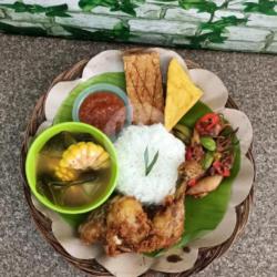 Paket Nasi Ayam Sayur Asam