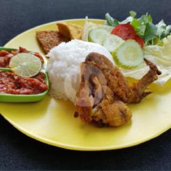 Paket Ayam Penyet Terasi