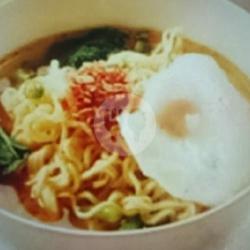 Mie Kuah Telur