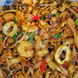 Kuetiaw Goreng Seafood