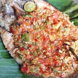 Pecak Ikan Kuwe